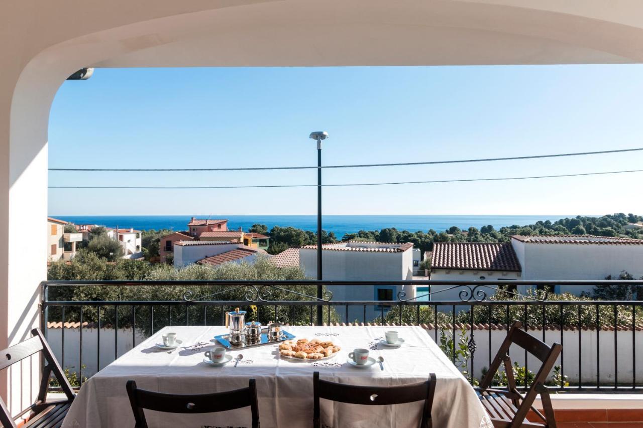 Suite Apartment La Punta Cala Gonone Exterior photo