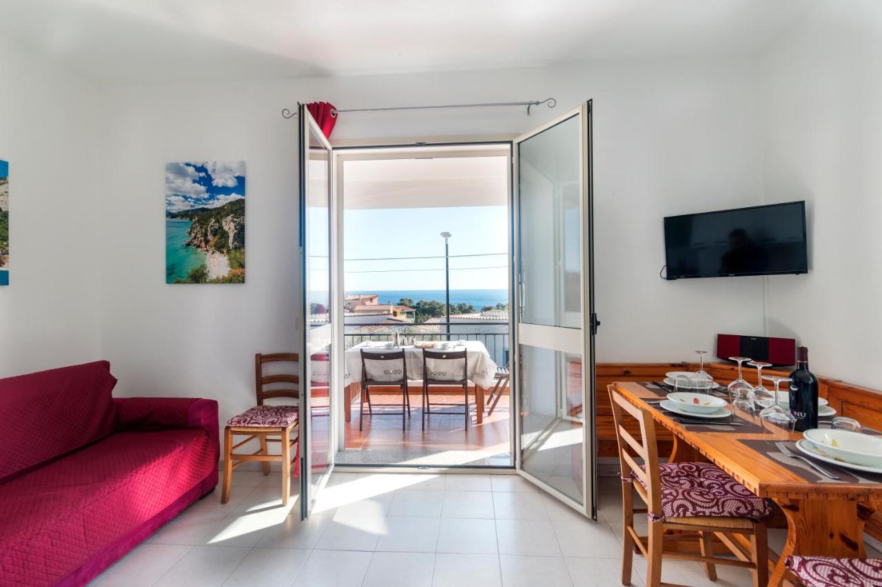 Suite Apartment La Punta Cala Gonone Exterior photo